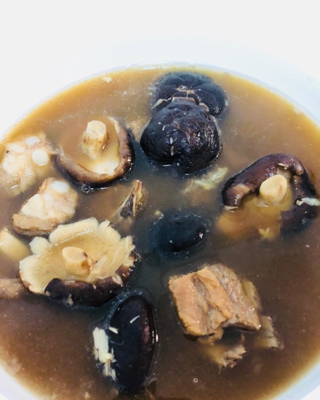 马来西亚肉骨茶（丰富配料版）