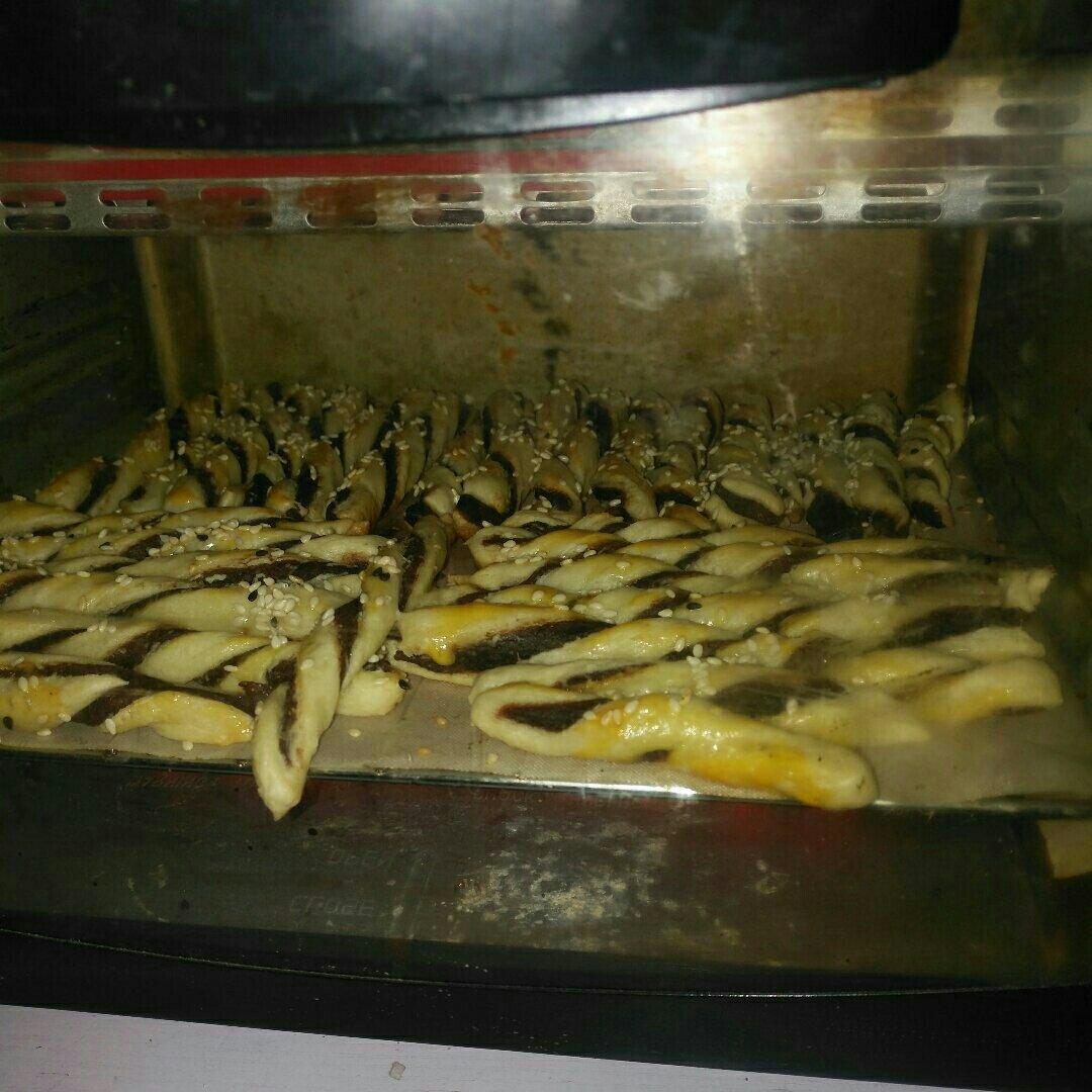 豆沙扭扭酥