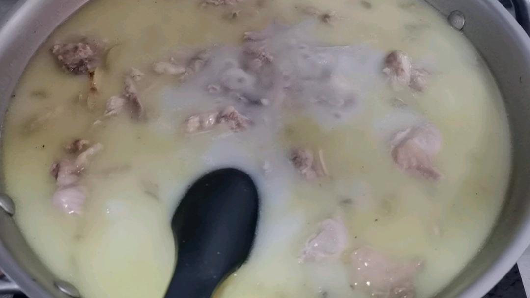 〈胡椒猪肚鸡汤〉，我超级喜欢的味道，欣小厨 😏