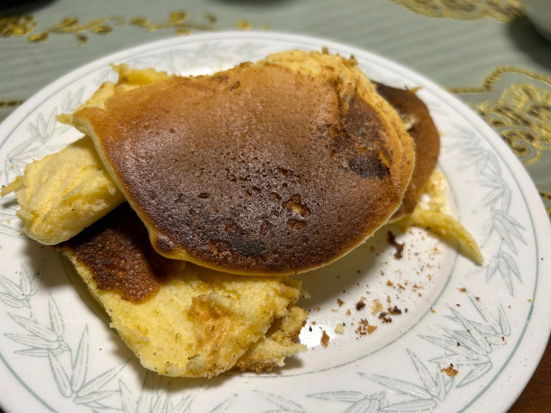 不用烤箱 15分钟无油低糖的舒芙蕾蛋糕松饼 🥞 蓬松绵软