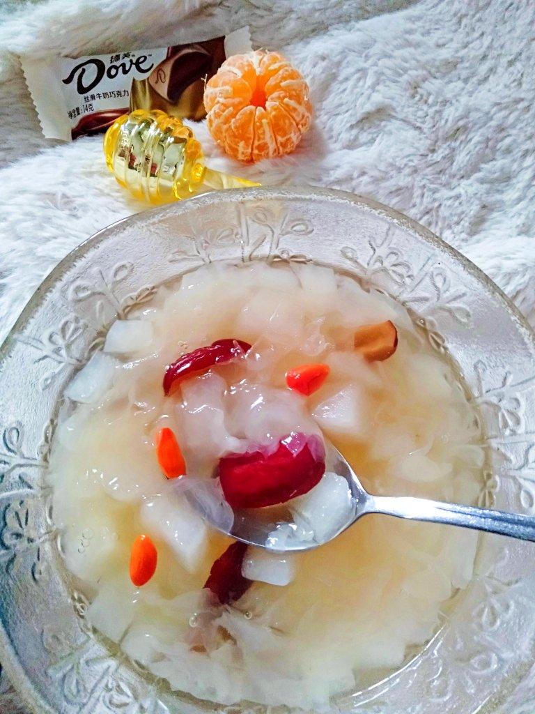 雪梨银耳汤