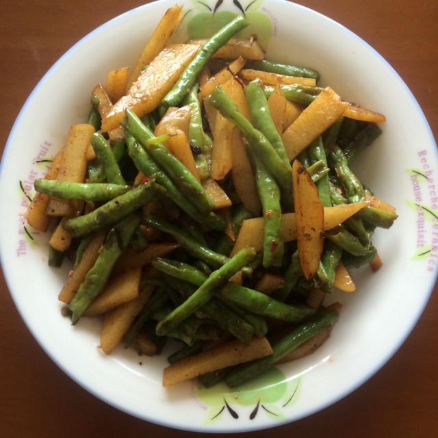 干煸豆角土豆