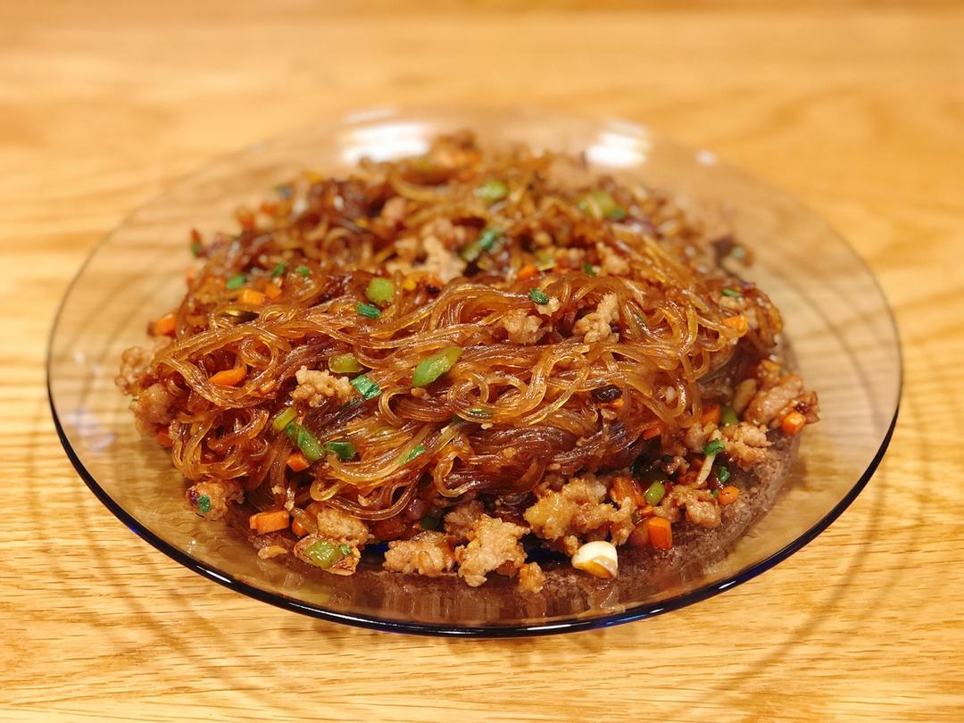 夏日莲琳做的肉末炒粉丝