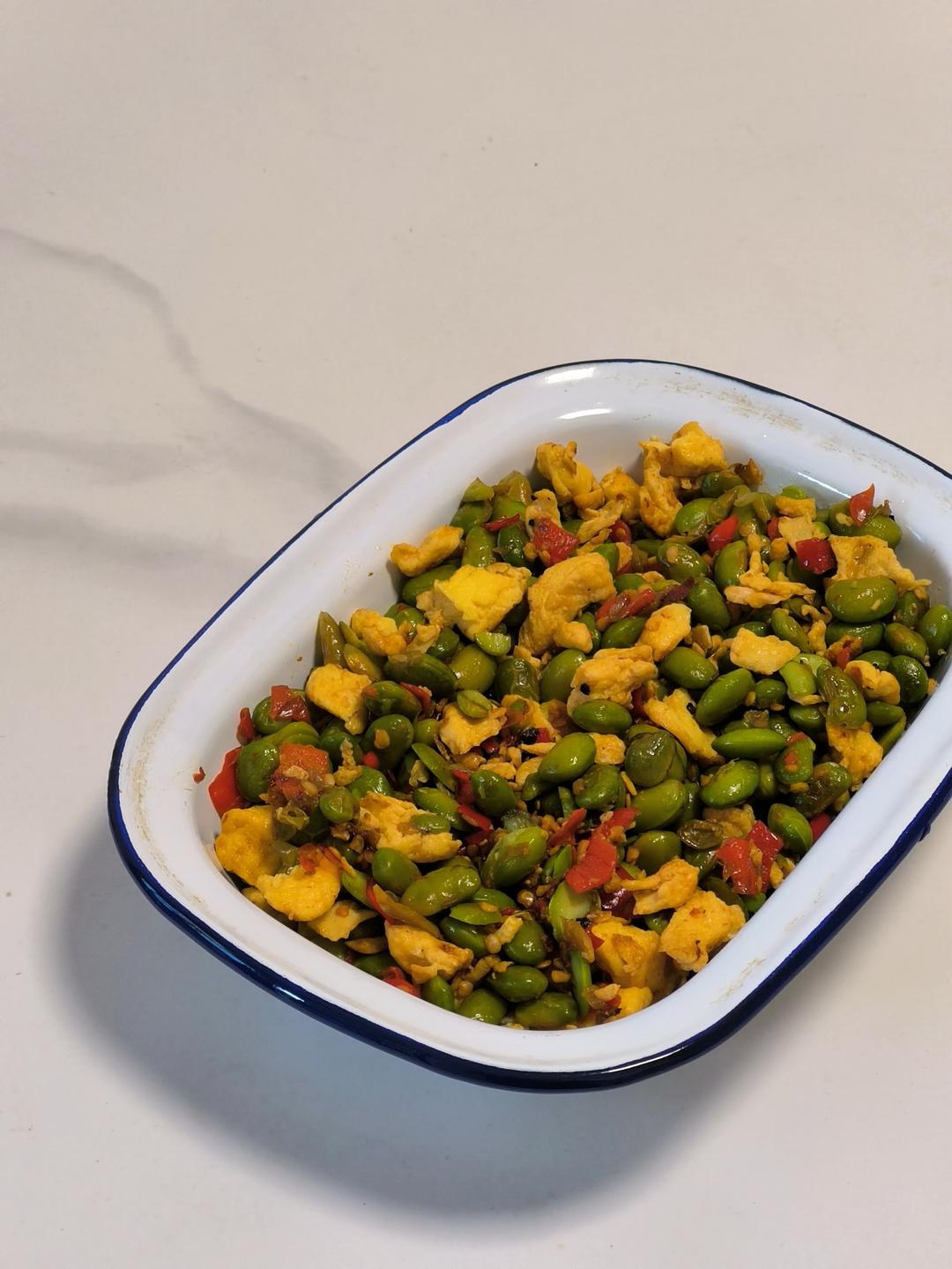 鸡蛋炒毛豆米