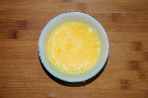 鸡蛋甜面汤 大师保护嗓子的秘诀的做法 步骤3