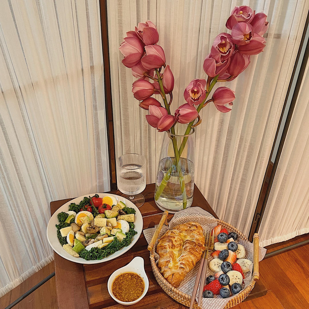 好吃的羽衣甘蓝沙拉