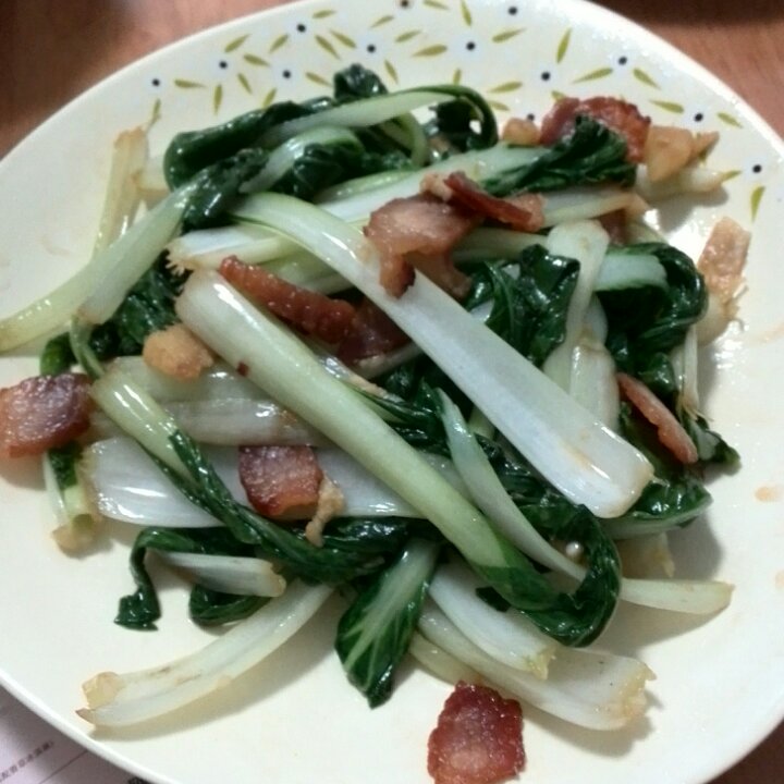 香肠炒小白菜