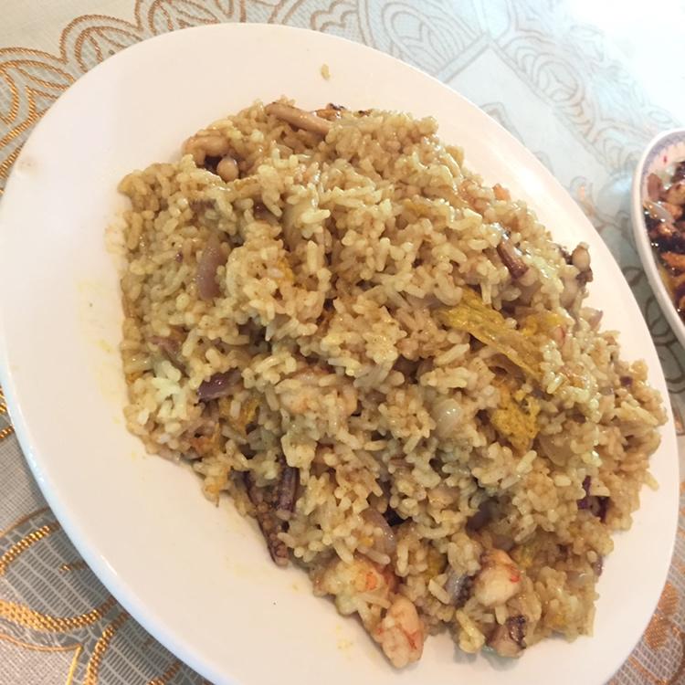 咖喱海鲜炒饭
