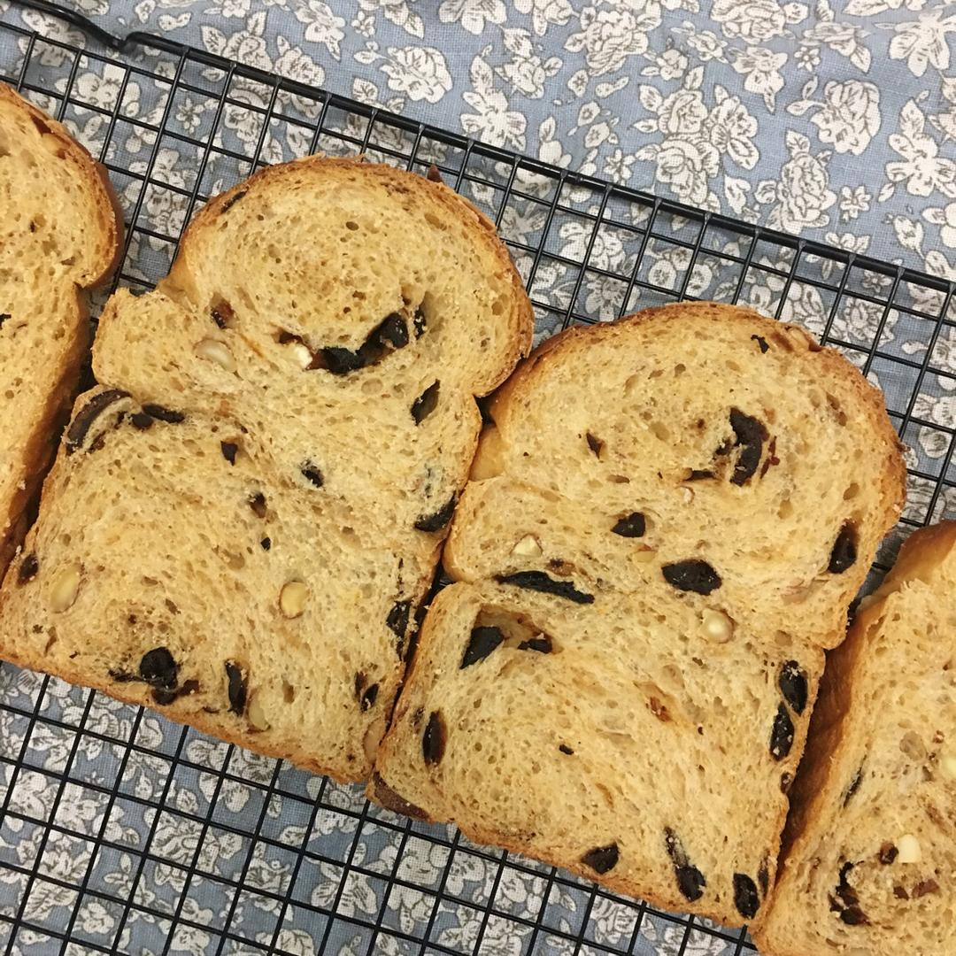 料多多红枣吐司