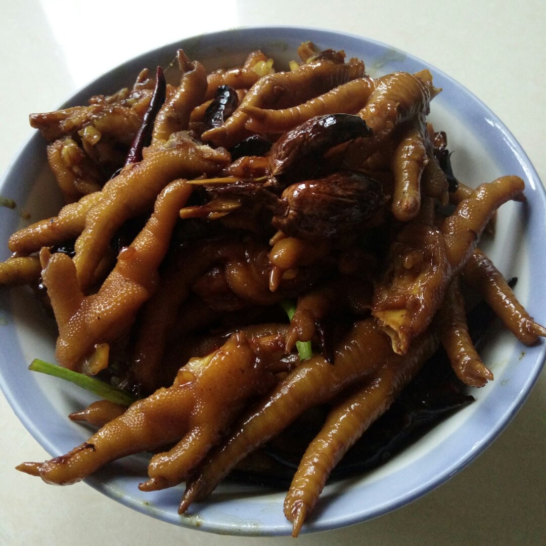 我的最爱--卤味鸡爪