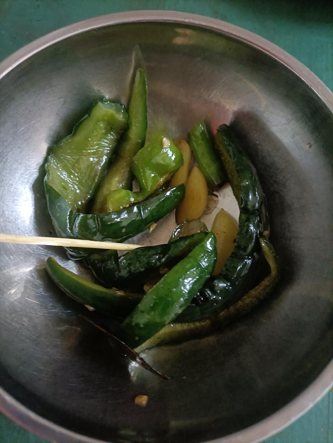 嘎嘣脆的腌黄瓜