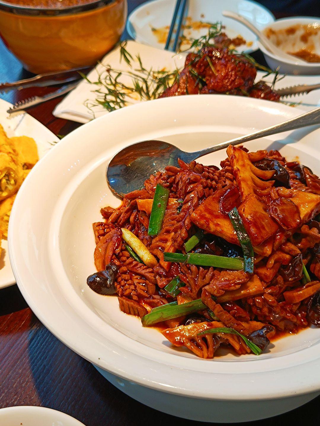 这碗 洋葱牛肉饭 绝了！