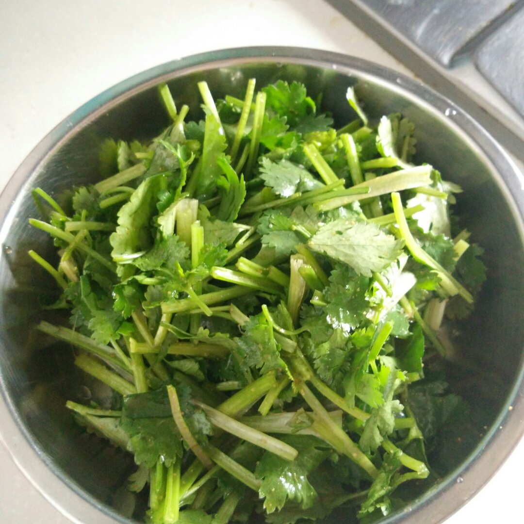 凉拌香菜