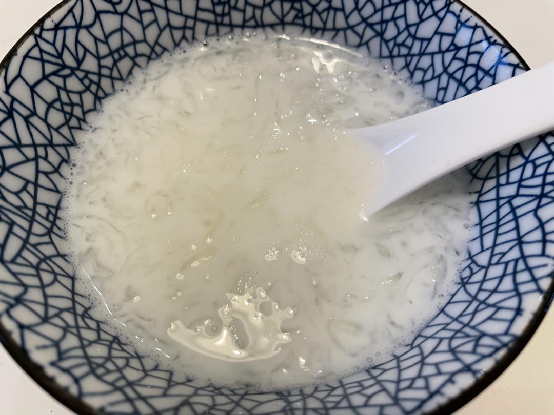 【如何炖一盅好燕窝】