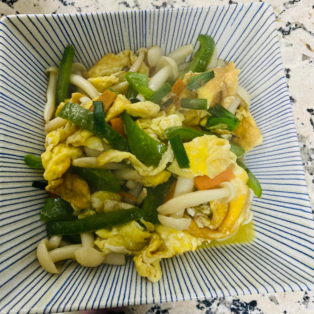 白玉菇炒鸡蛋