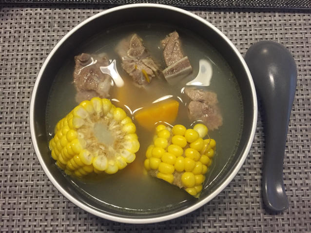 玉米排骨汤