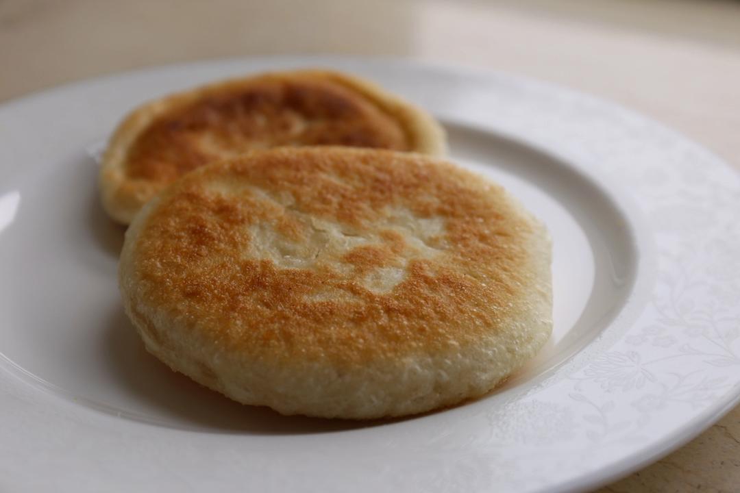 要多诱人有多诱人的白糖饼，家常味儿的哦