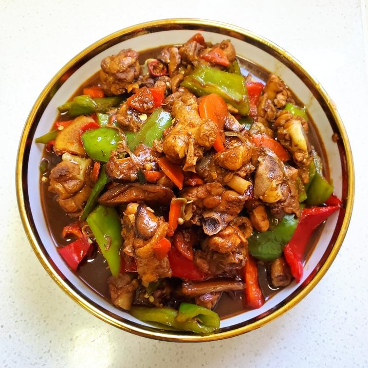 辣椒炒鸡的做法