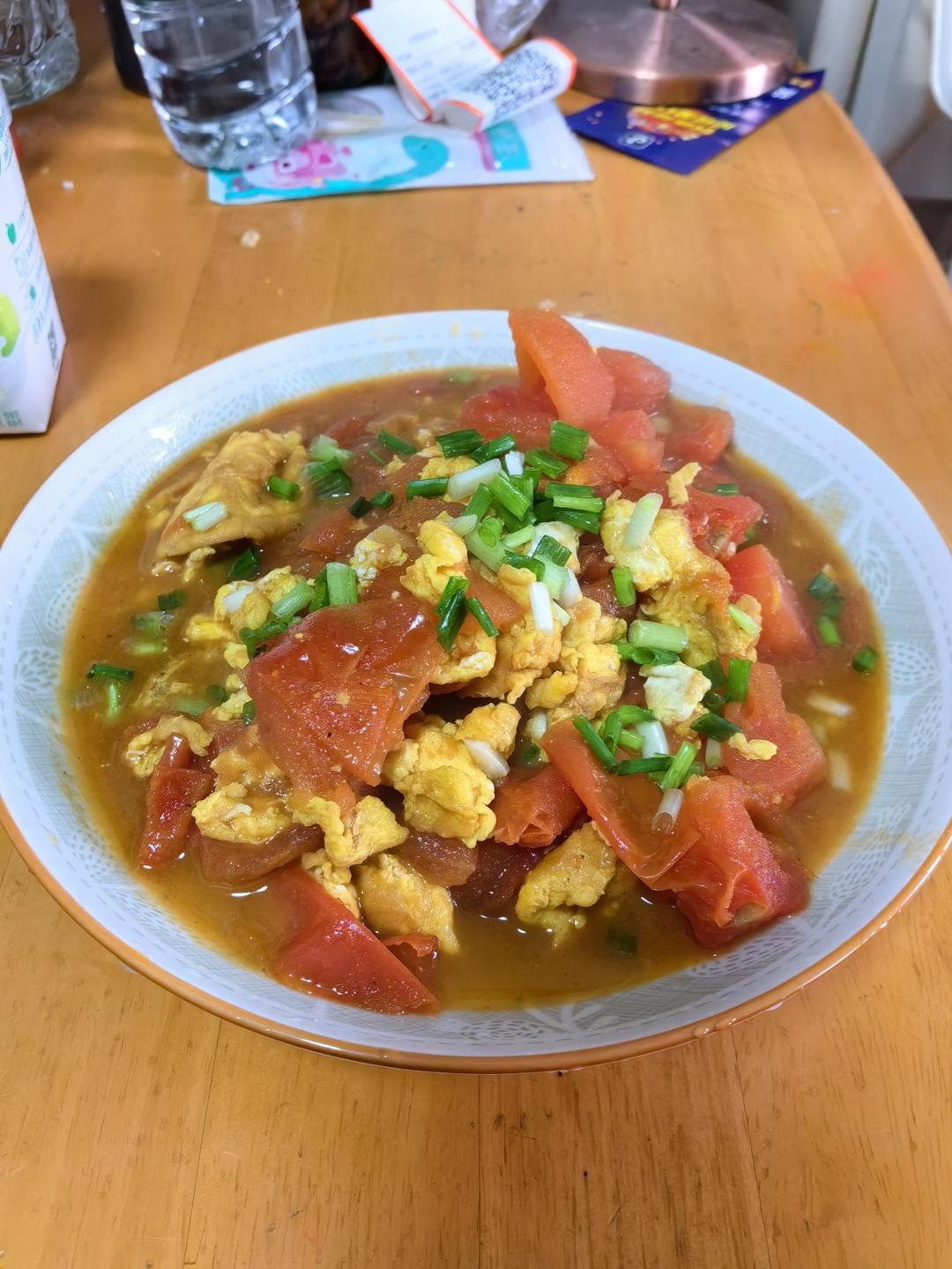 番茄炒鸡蛋（超浓的番茄味）
