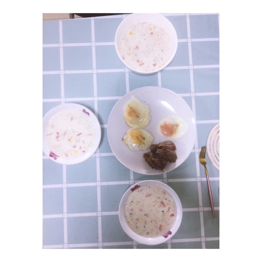 牛奶燕麦咸鲜玉米粥