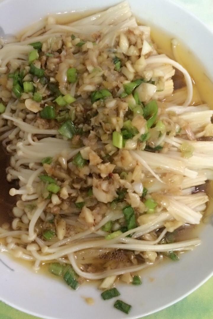 蒜蓉蒸金针菇