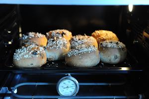 天然酵母干果馅面包的做法 步骤11