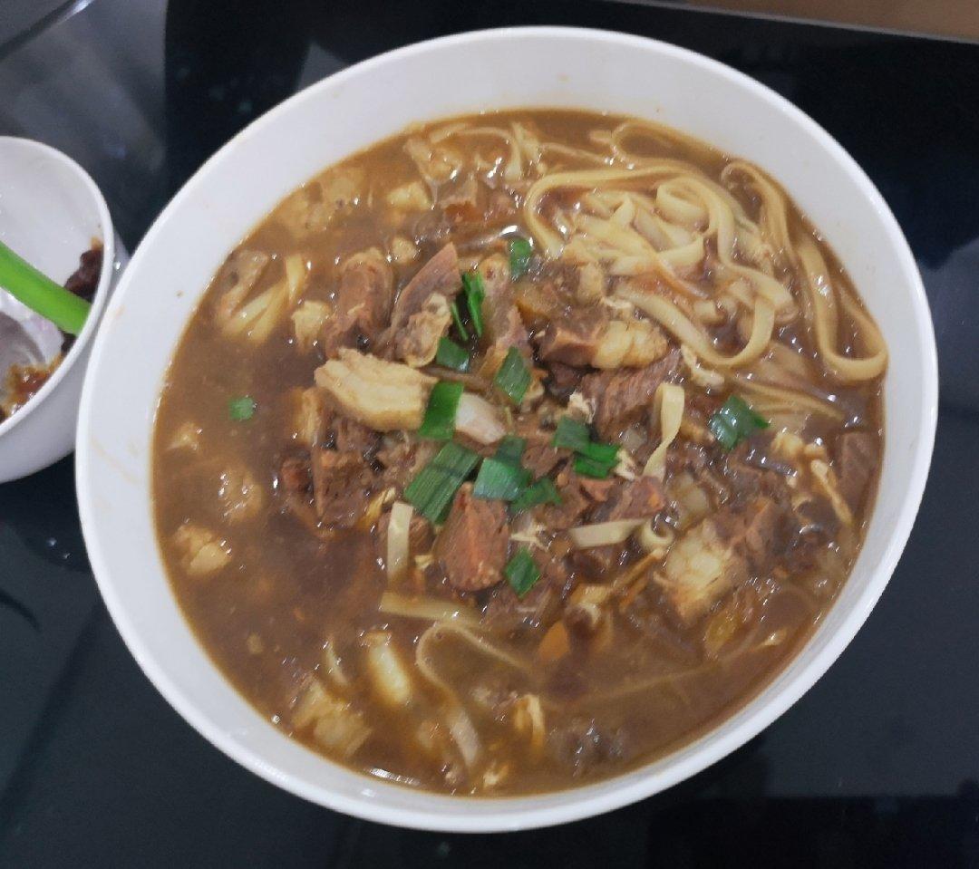 红烧牛肉面