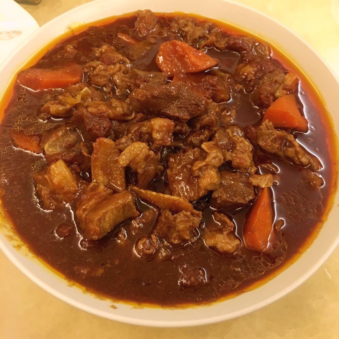 番茄土豆炖牛腩