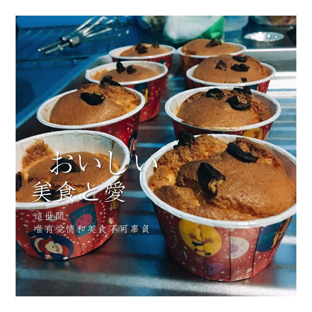 蔓越莓棉花纸杯蛋糕