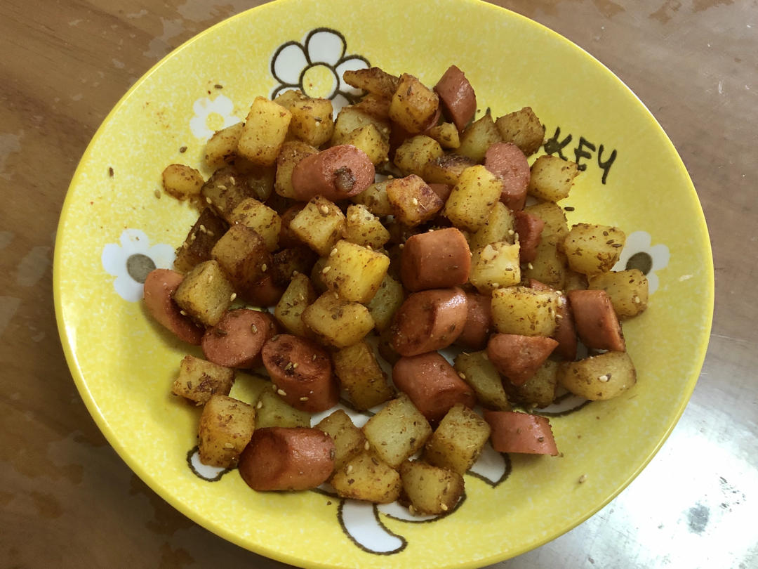 香辣过瘾的孜然土豆火腿，比路边摊还好吃