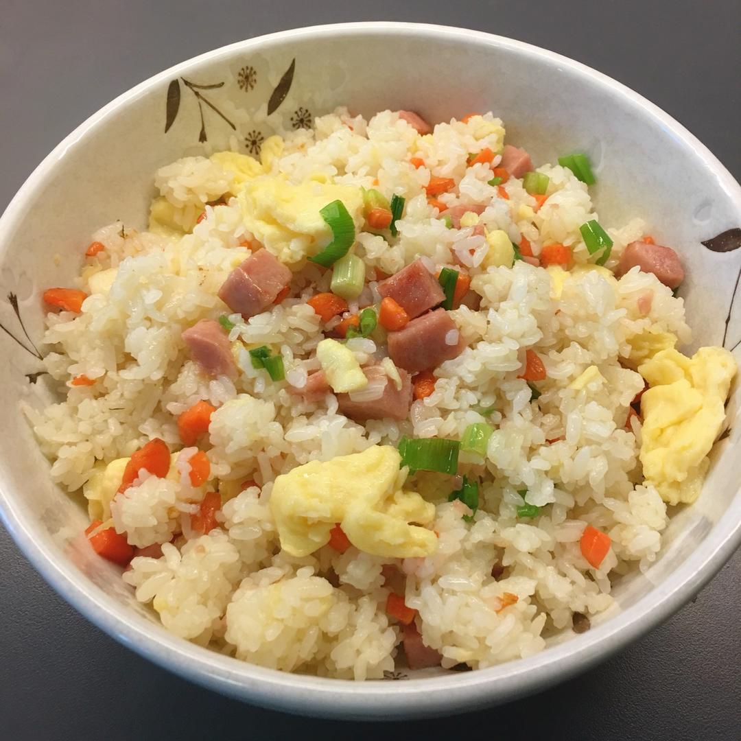 家常蛋炒饭