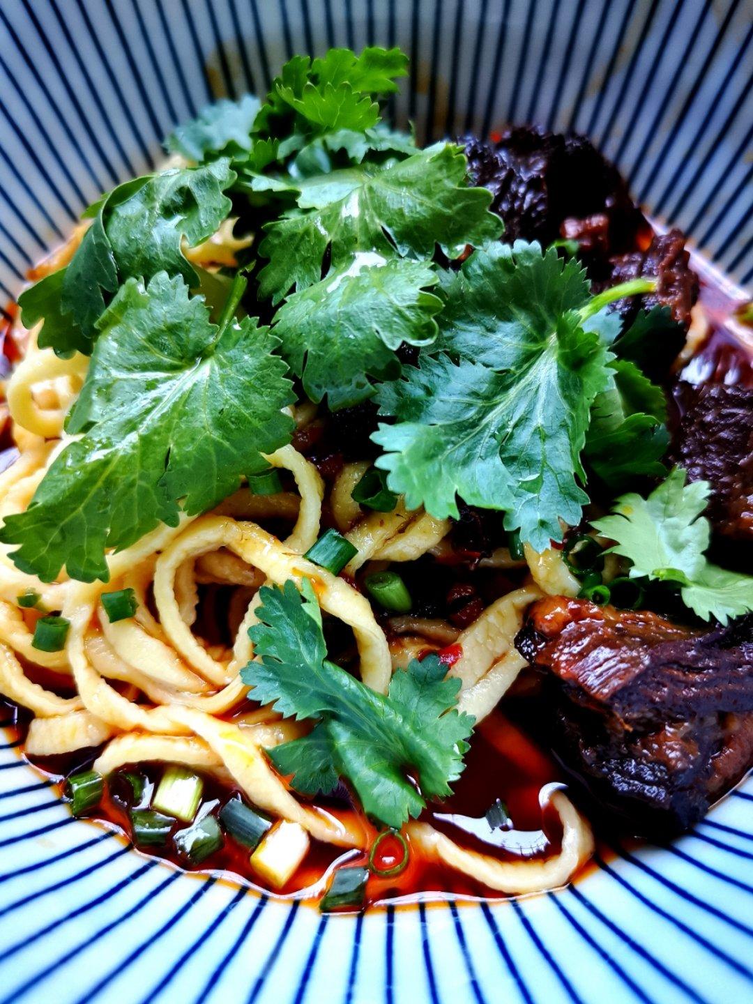 红烧牛肉面