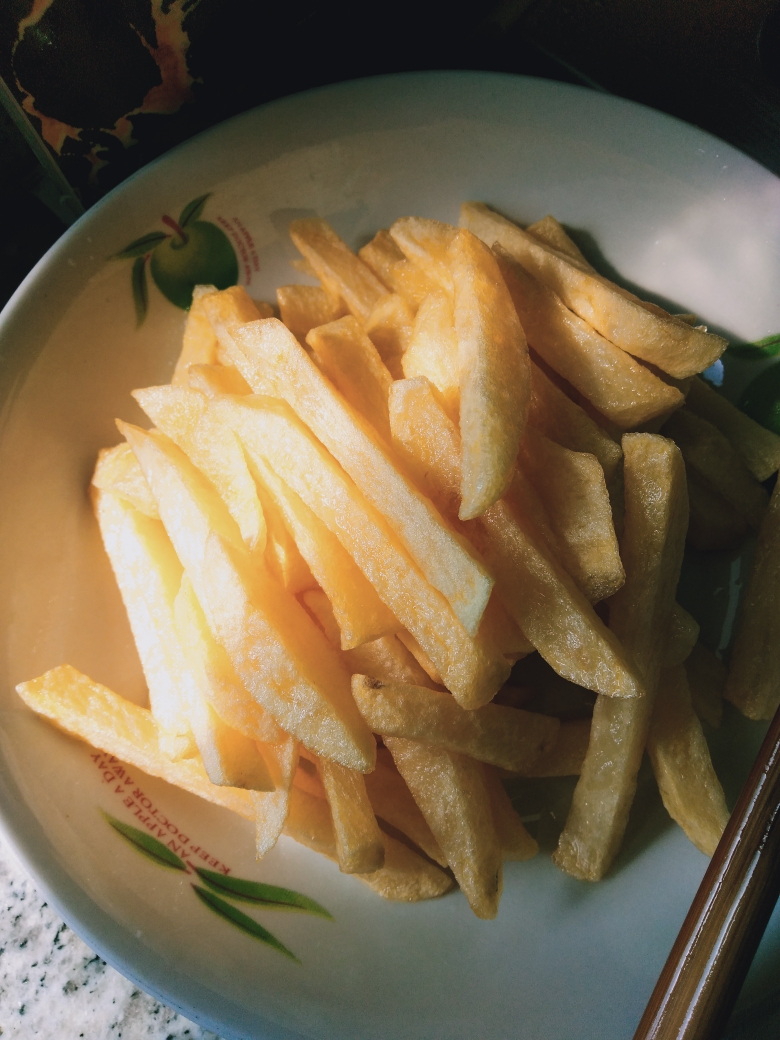 不贱一滴油的炸薯条🍟的做法