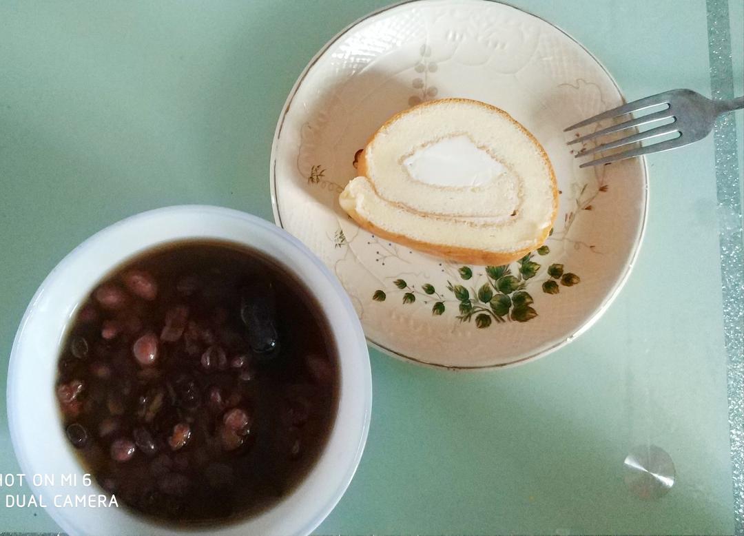 小四卷～风靡美食群的美味蛋糕卷