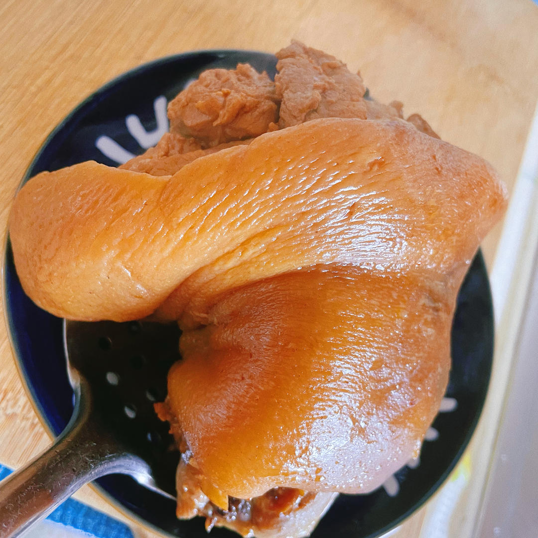 【红烧肘子】（家庭版卤蹄膀）