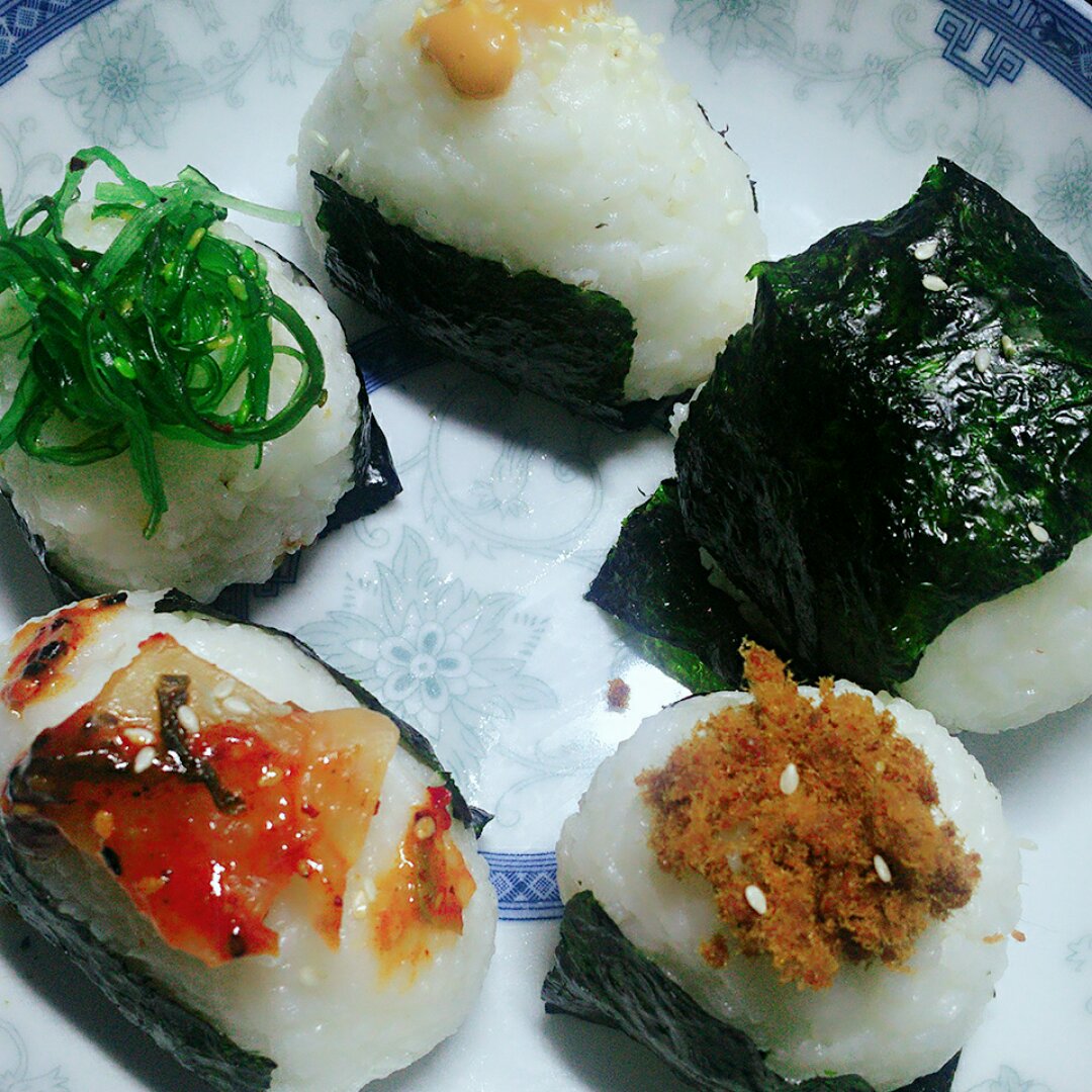 韩式紫菜包饭