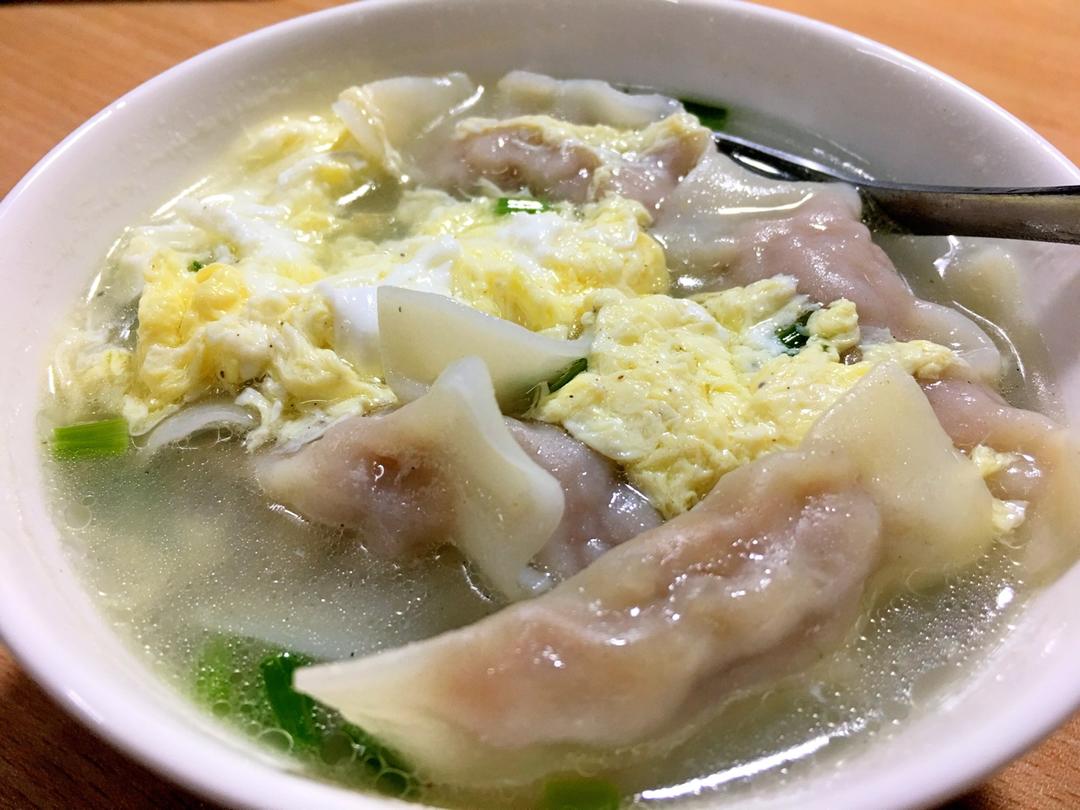 蛋花汤鱼皮饺