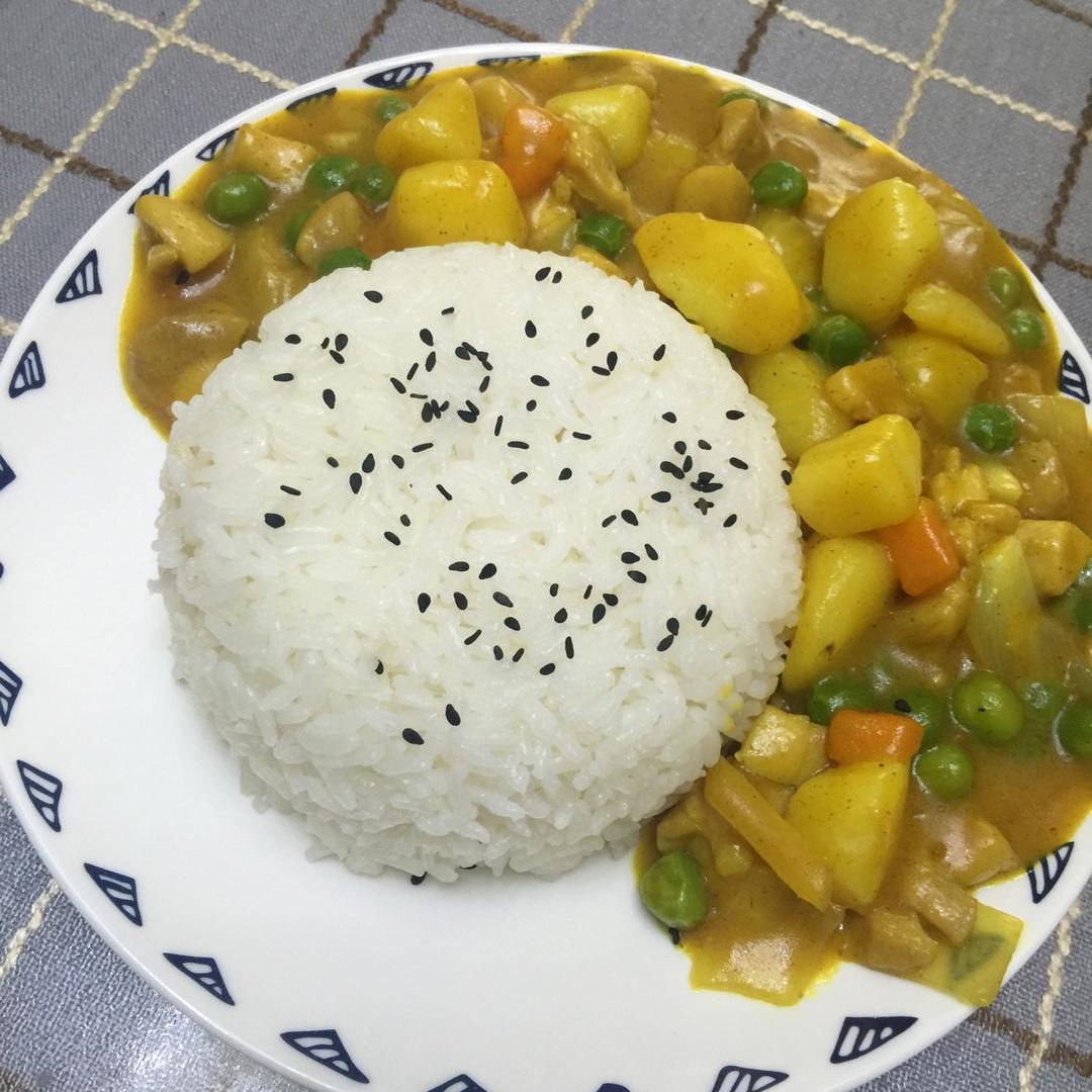 咖喱鸡肉饭