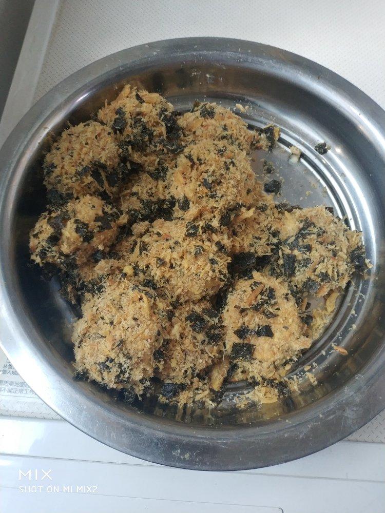 美味海苔肉松小贝