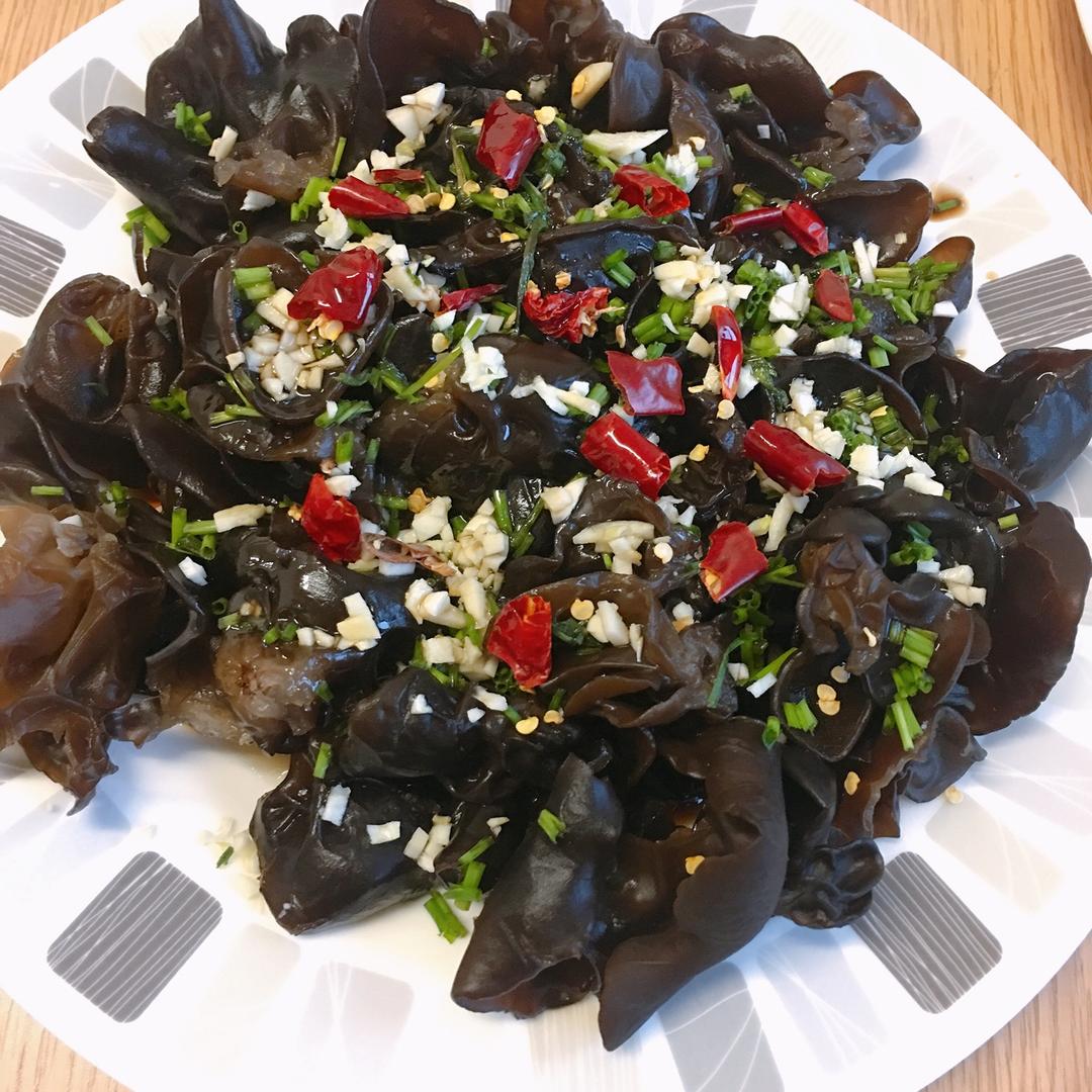 凉拌黑木耳