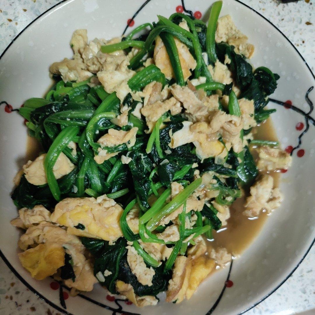 菠菜炒鸡蛋