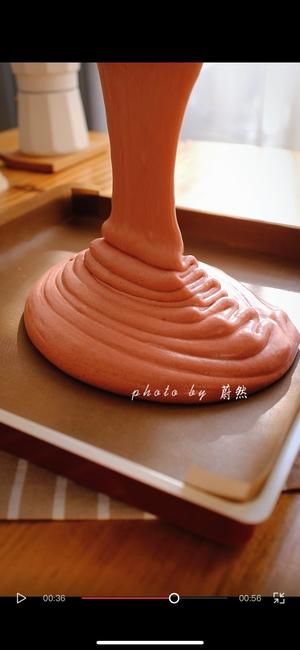 红丝绒酸奶蛋糕卷的做法 步骤10