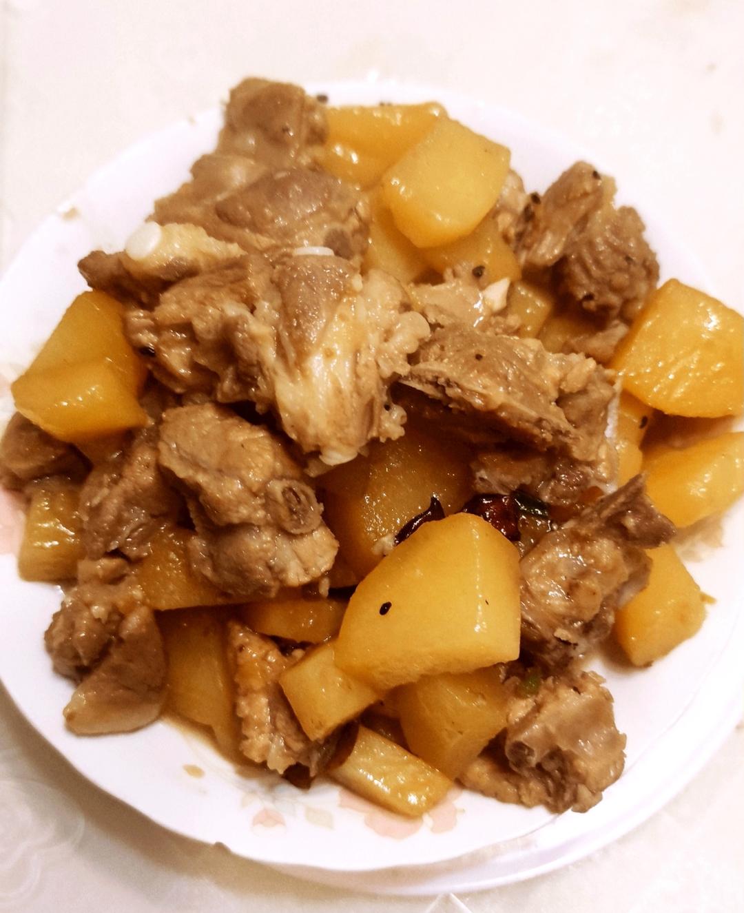 土豆炖排骨