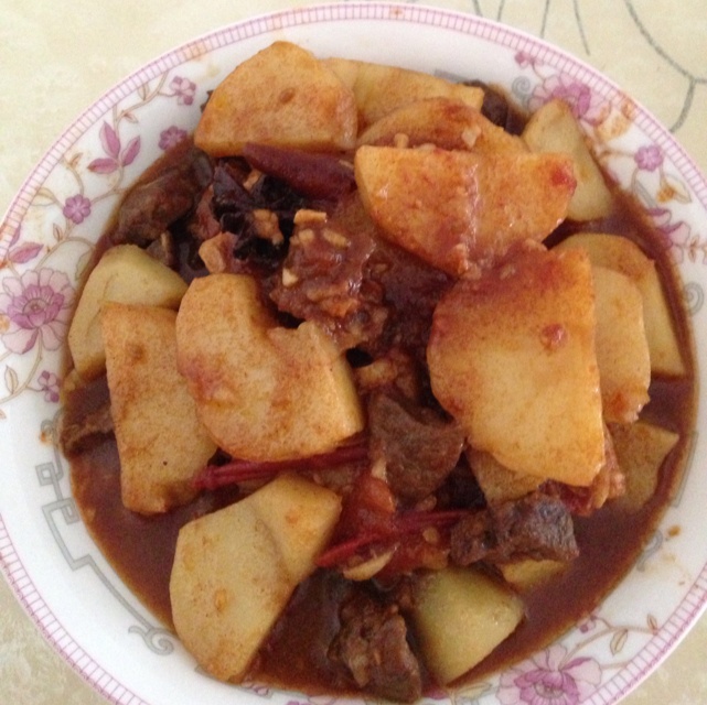 西红柿土豆炖牛肉