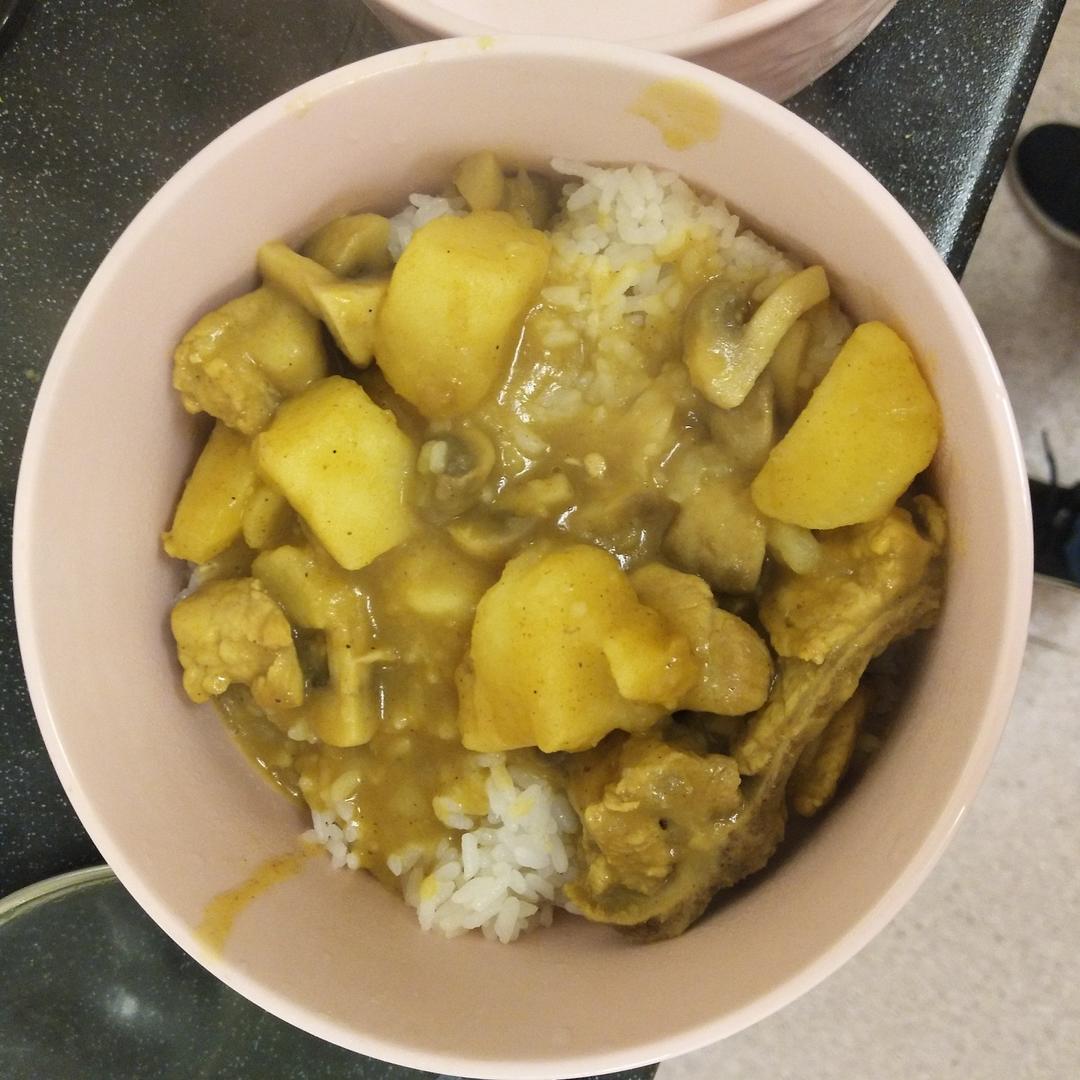 土豆猪肉咖喱饭