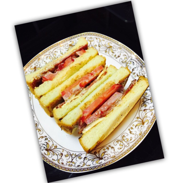 ins上超火的沼サン（沼三明治）