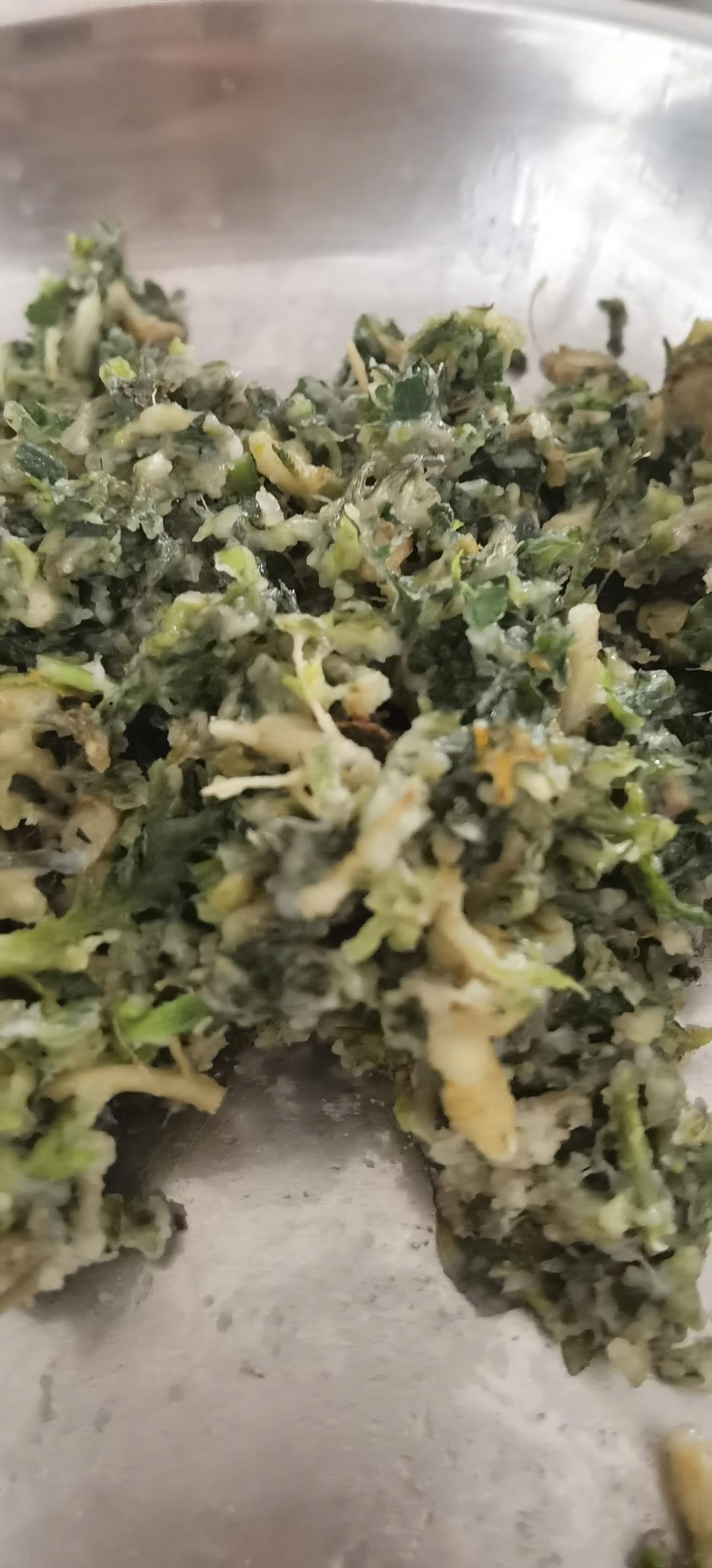 蒸荠菜，最好切碎在蒸会比较好吃