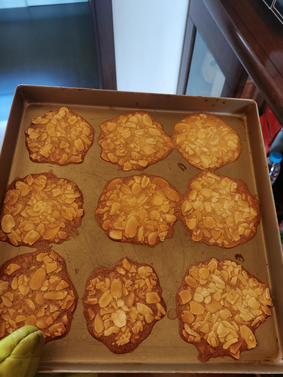 一个烤箱、一双巧手就可以完成嘎嘣脆的《杏仁瓦片》饼干，日常消耗蛋白神奇配方！！