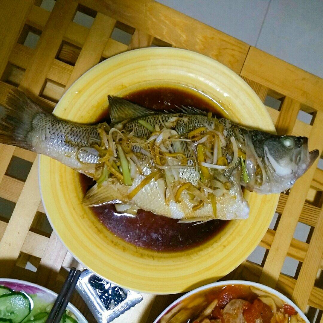 清蒸鲈鱼