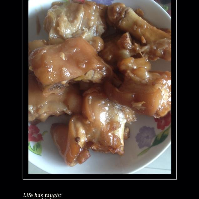 美味的家常菜：红烧猪蹄